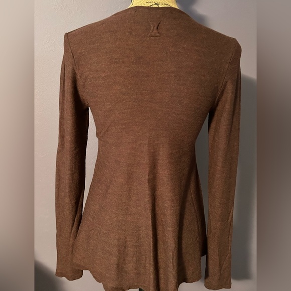 Hannes Roether Lightweight Merino Wool sweater - Picture 6 of 9